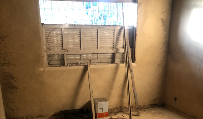 Ajuda para reconstrução casa Helena