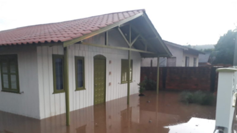 Vaquinha para ajuda para reerguer todos os prejuizos da chuva de Tubarão - SC