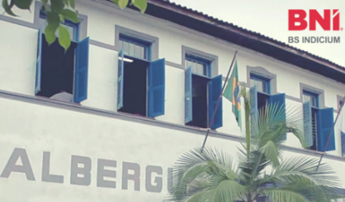 AJUDE O ALBERGUE NOTURNO DE SANTOS