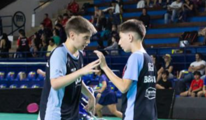 Davi Fraga e Leo Parreira no Pan júnior de badminton