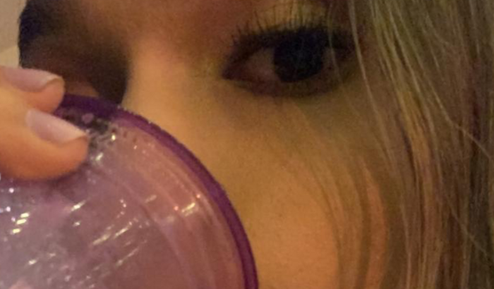 VAKINHA PRA CAROL IR NO CIA 