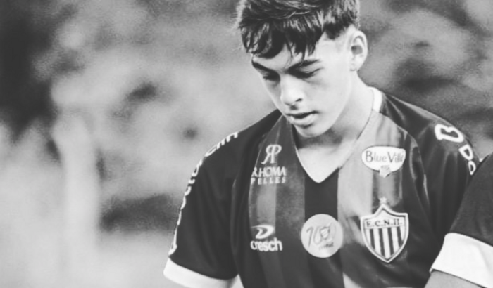 Ajuda para cirurgia (LCA)