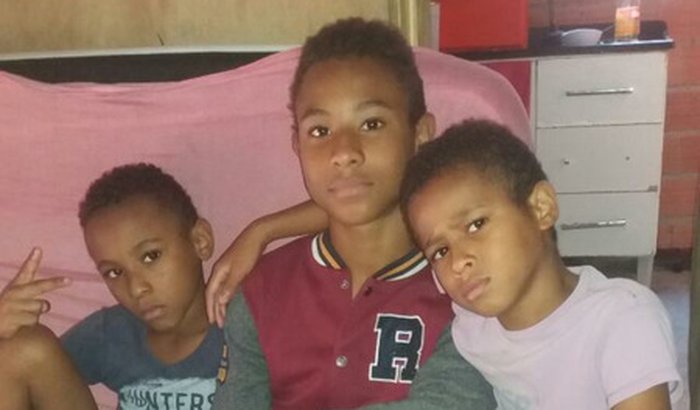 Ajudem essa familia alcançar o objetivo..