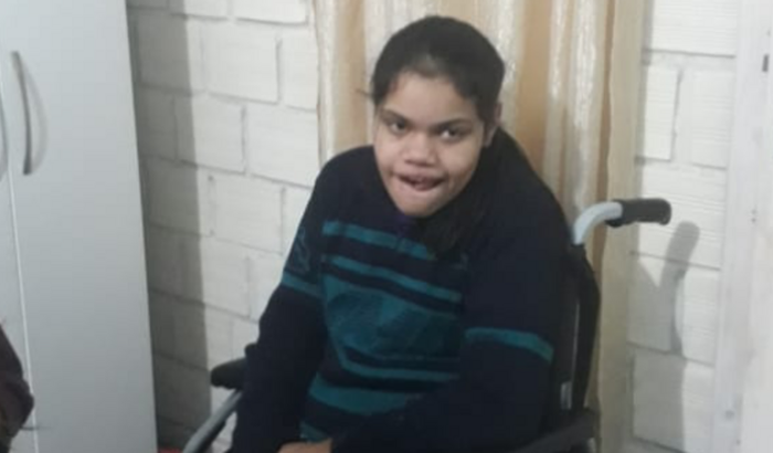 Cadeira de Rodas para Larissa 