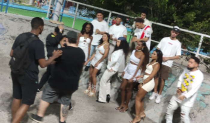 Contribuição Clipe "Tipo Mozart"