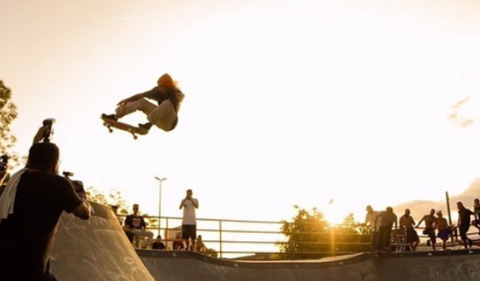 Ajuda para custos de viagem do didi para a liga amadora de bowl