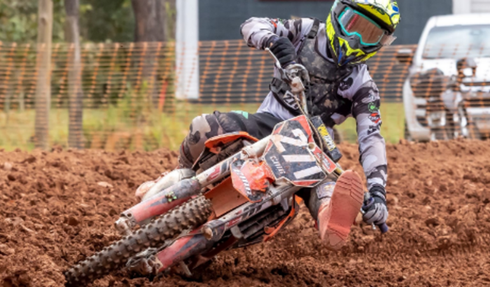 Vaquinha para o piloto Pablo Galdino 