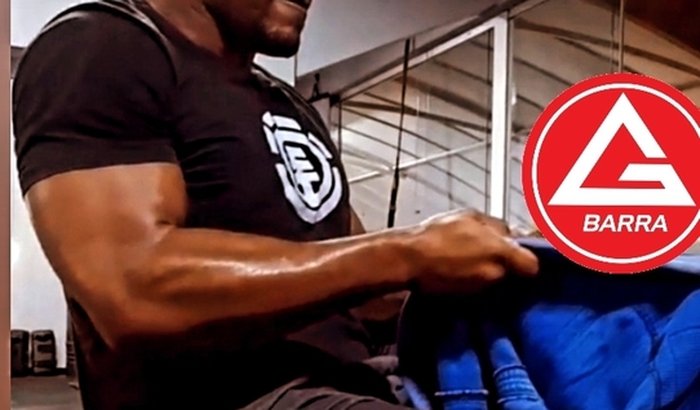 Cirurgia de joelho, atleta competidor jiu-jitsu 