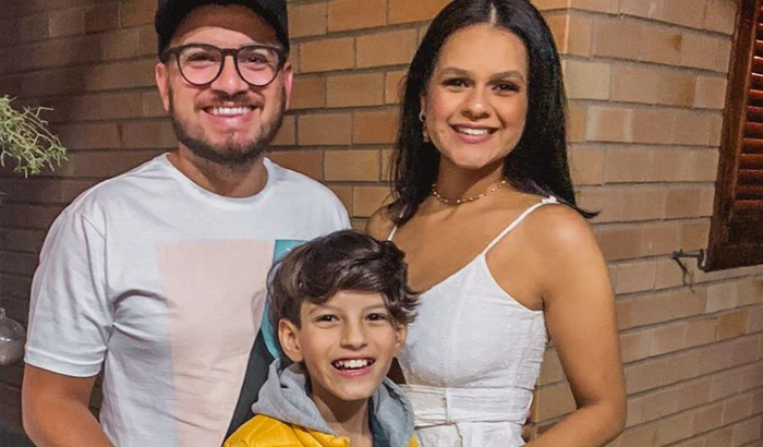 AP novo Angela, Du e João