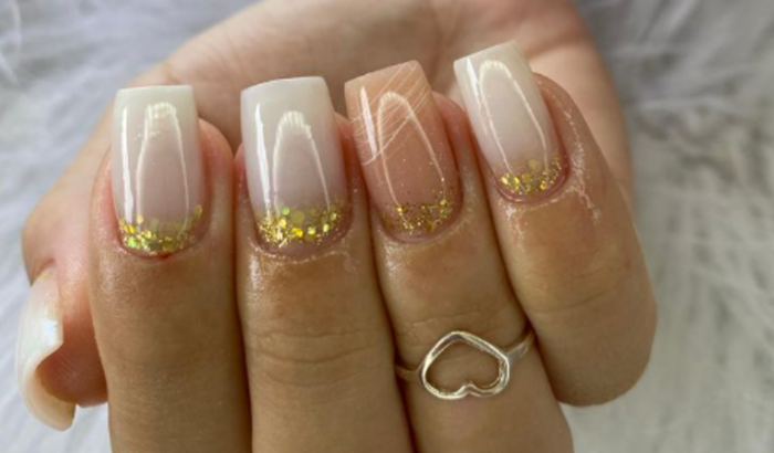 Compra para materiais de unhas pra eu voltar a trabalhar 