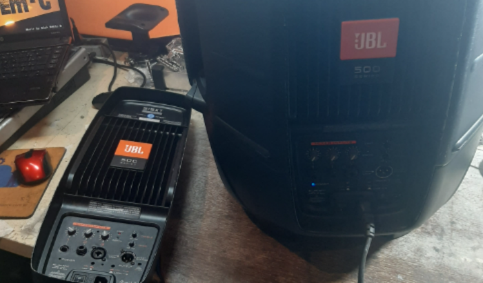 Conserto equipamento de som 