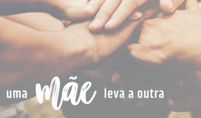 uma MÃE leva a outra