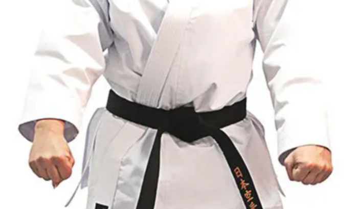Ajuda para comprar um kimono de karatê para poder participar de competições e disputas