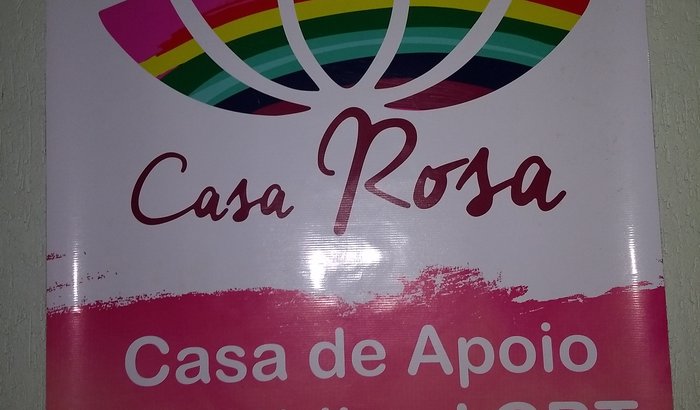 CASA ROSA. De apoio e acolhimento