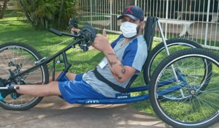 Ajude o kabinho voltar a pedalar