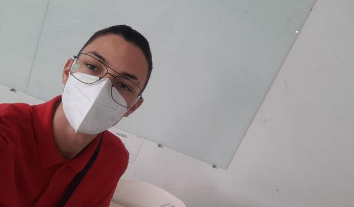 Ajude eu ir para casa no final do ano para ver minha família e passar o final do ano com eles