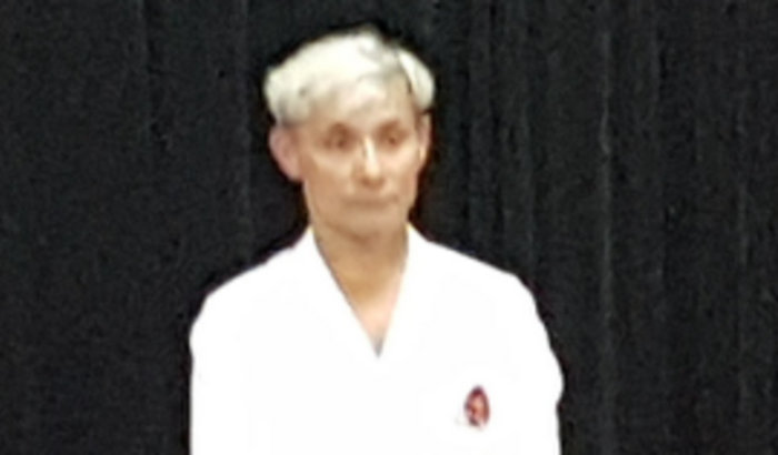 Ajuda para comprar aparelho auditivo para Sensei Hilário