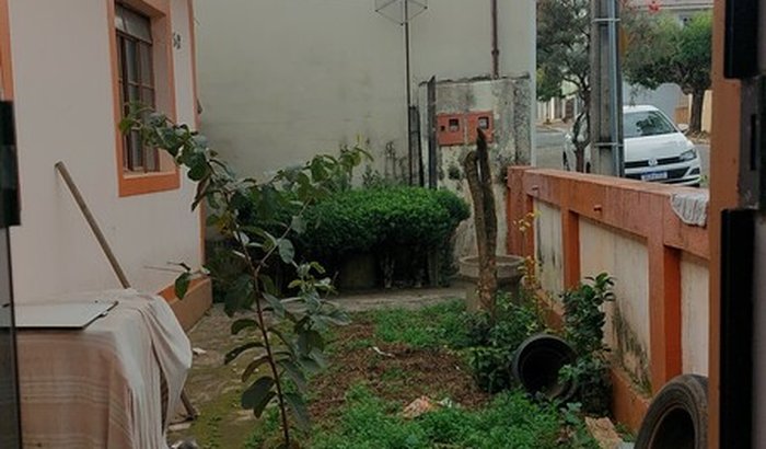 AJUDA PARA CONSEGUIR  FAZER COBERTURA  E PISO DE  UMA GARAGEM PARA PODER TRABALHAR  COM ESPETINHOS.