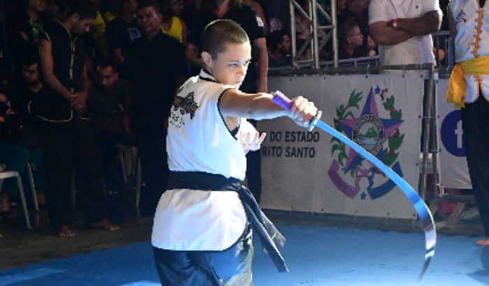 Ajuda para a Pri no Campeonato Brasileiro de Kung Fu