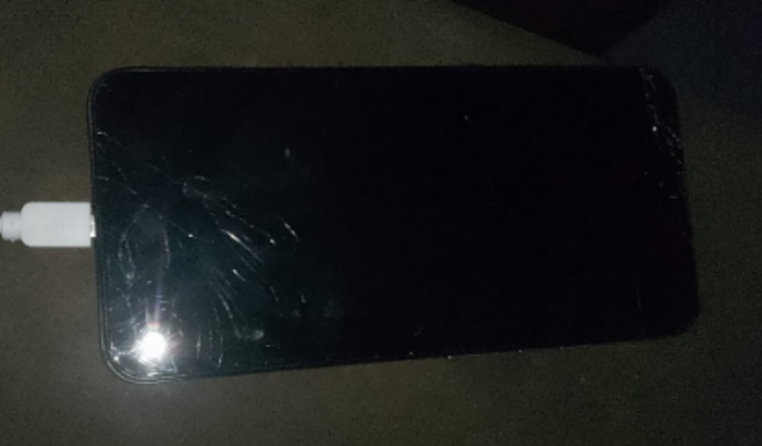 Ajude me a concerta meu celular preciso pra trabalho 🙏🏻