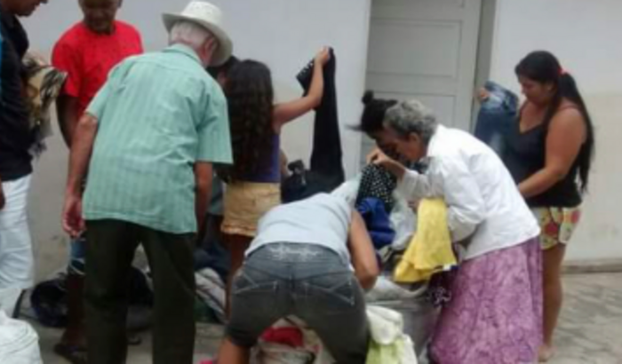 Ajude o senhor José Francisco a combater a fome e o frio