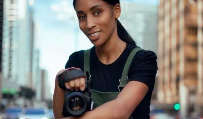 Ajuda para comprar outra câmera pra minha amiga Pamela. 