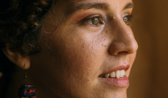 Feira Exib Música 2022 + Gira Singeleza PT/ES - Camilla Farias