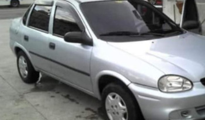 Comprar ferramentas e um carro