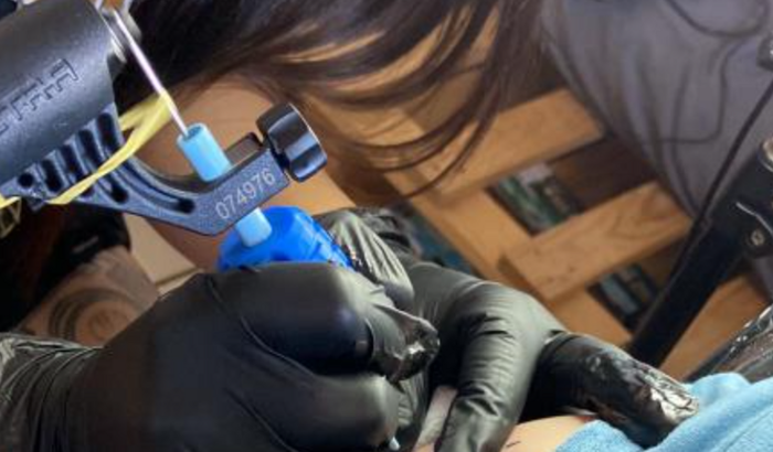 Ajuda para comprar uma máquina de tatto  