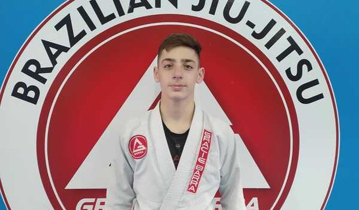 Ajude um atleta de jiu-jitsu conquistar medalhas 