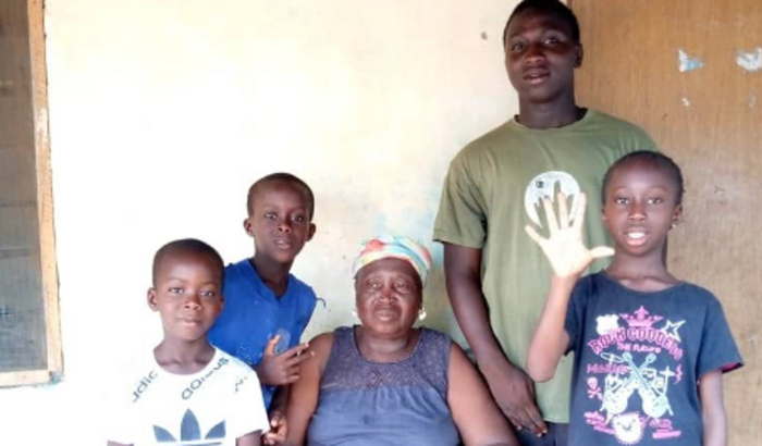 DOAÇÃO #1 : PAUL MENDY (GAMBIA)