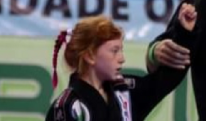 Campeonato sul-americano de jiu-jítsu para Amabily vitória de Indaial 