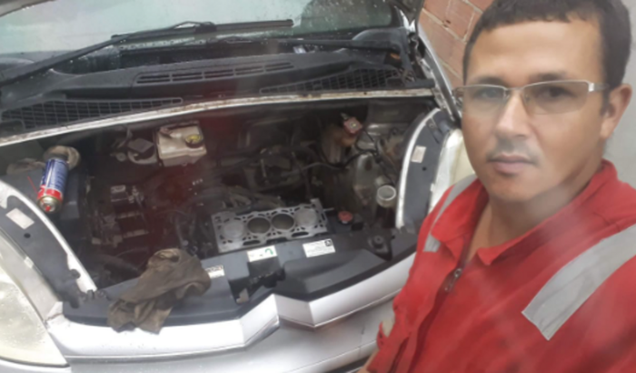 Sou mecânico, ajuda para ferramentas de trabalho.