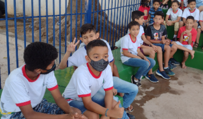 Me ajude a pagar a formatura dos meus alunos?