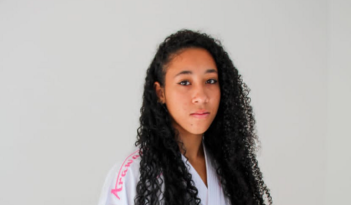 Ajude a Ana luisa disputar o Pan-Americano de karate no México 