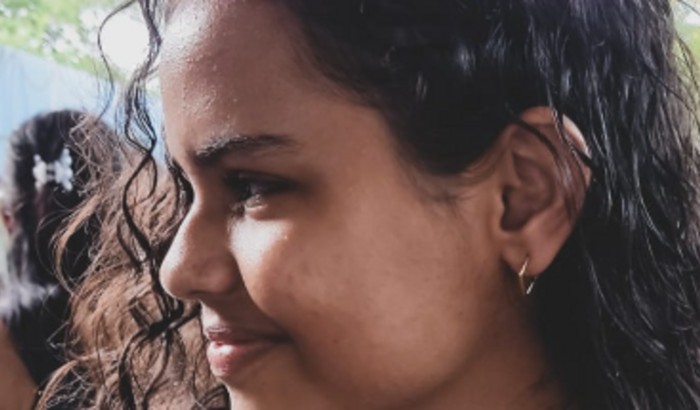 Preciso muito de um celular há um tempo me ajudem a comprar um