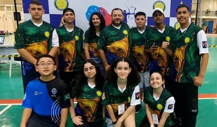Ajuda Atletas Tiro com Arco 