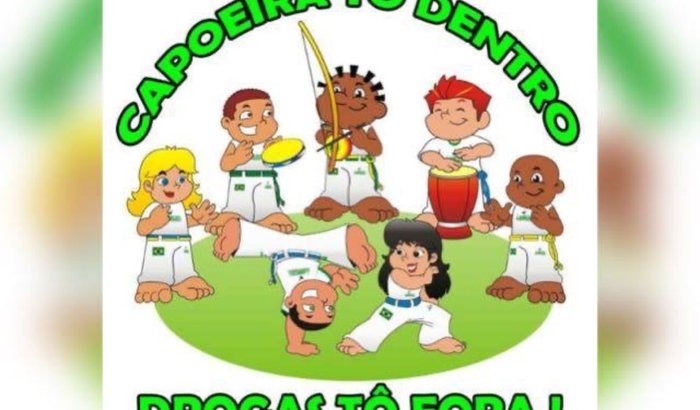Projeto social CAPOEIRA TÔ DENTRO, DROGAS TÔ FORA 