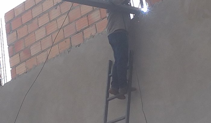 Pedindo ajuda Meu sonho ter 1 moto trabalha ando muito longe todo dia presiso de ajuda 