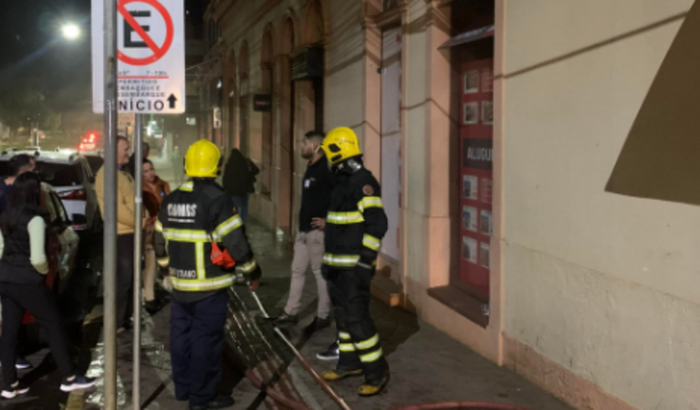 Reconstrução Amelia Café