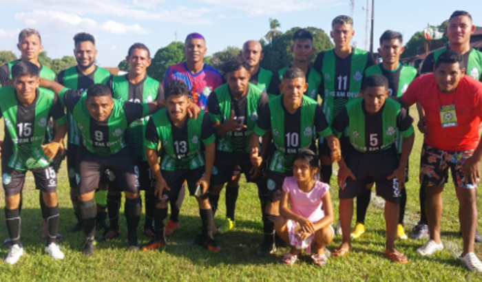 Arrecadar fundos para o clube Palmeira Esporte  Club, monte Alegre.