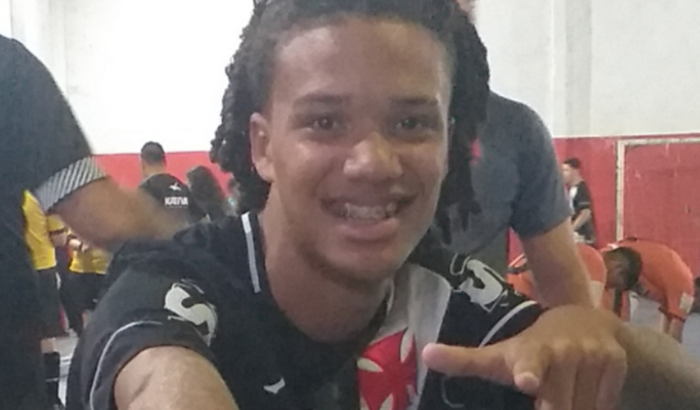 Realizar o sonho de ir para a Taça Brasil de Futsal