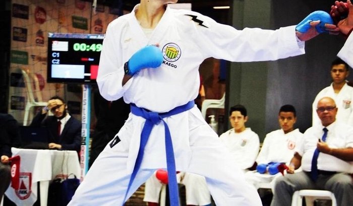 Ajuda a Gabriel Freitas