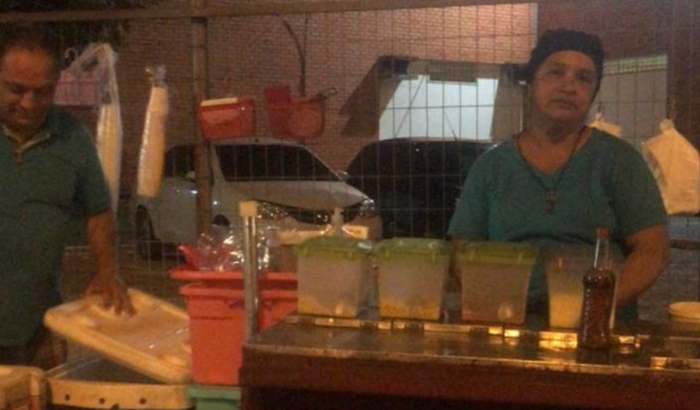 Ajude a Tia do Cachorro quente e o Valterli do ICF