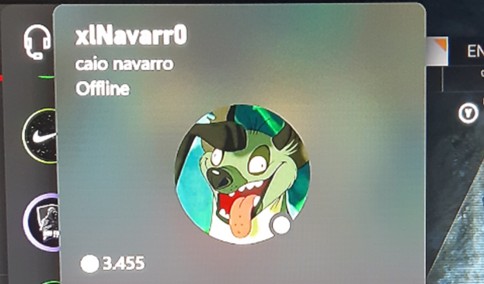 Ajudar Navarro a bater um X1 contra um retardado.