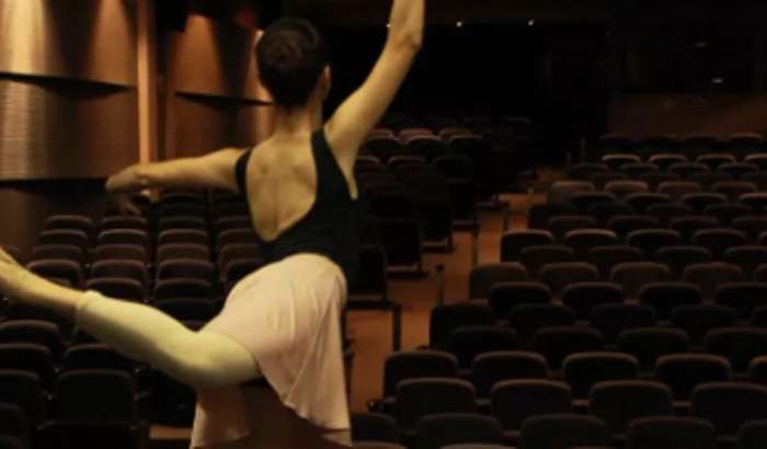 Ajude uma Bailarina