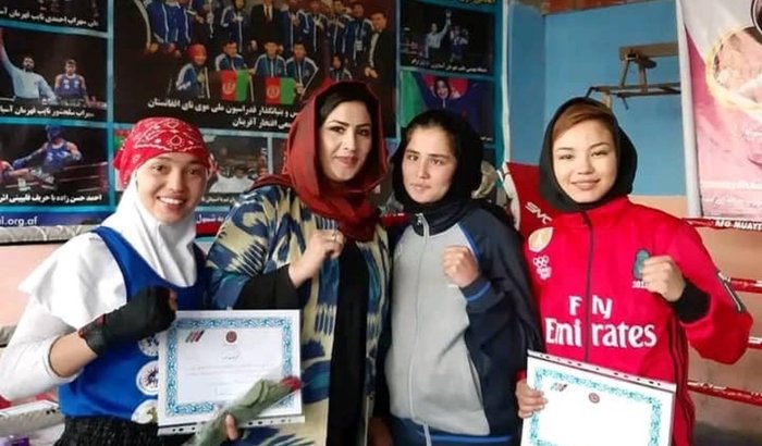 ajudar a atleta sair do afeganistao!