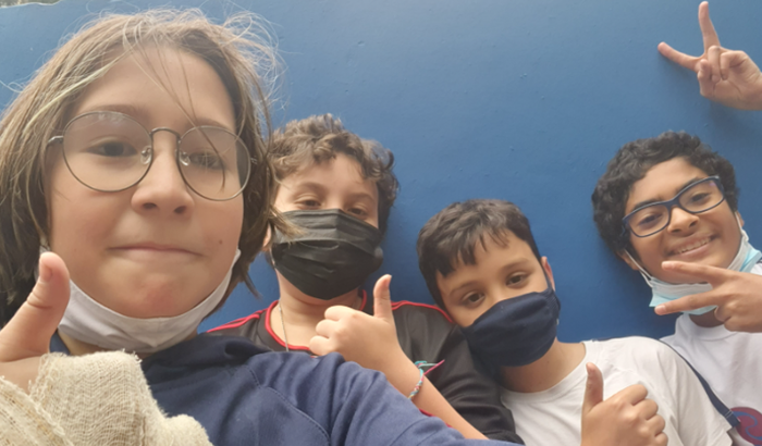 Ajuda na viagem de amigos
