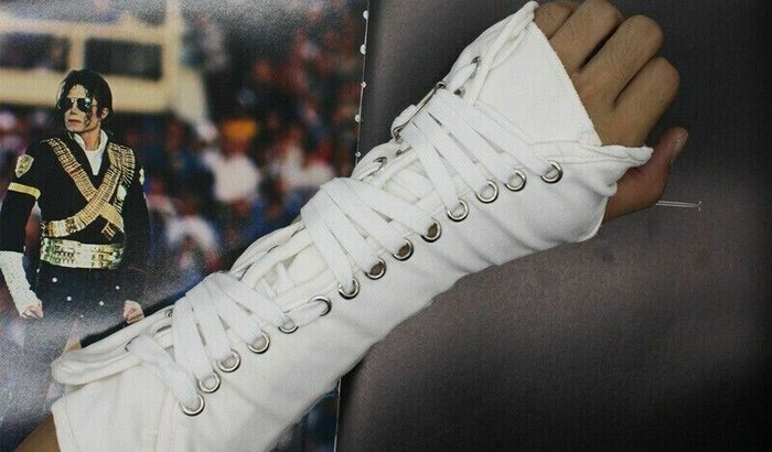 Peça de Roupa do figurino do Michael Jackson 