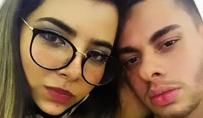 Ajude um casal a casar